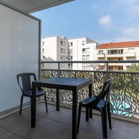 Zenitude Residences Aparthotel
