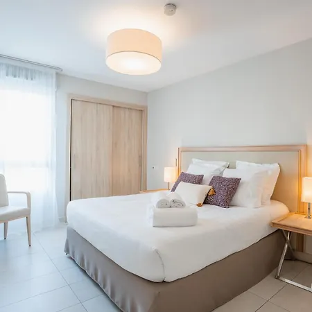 Aparthotel Zenitude Residences *